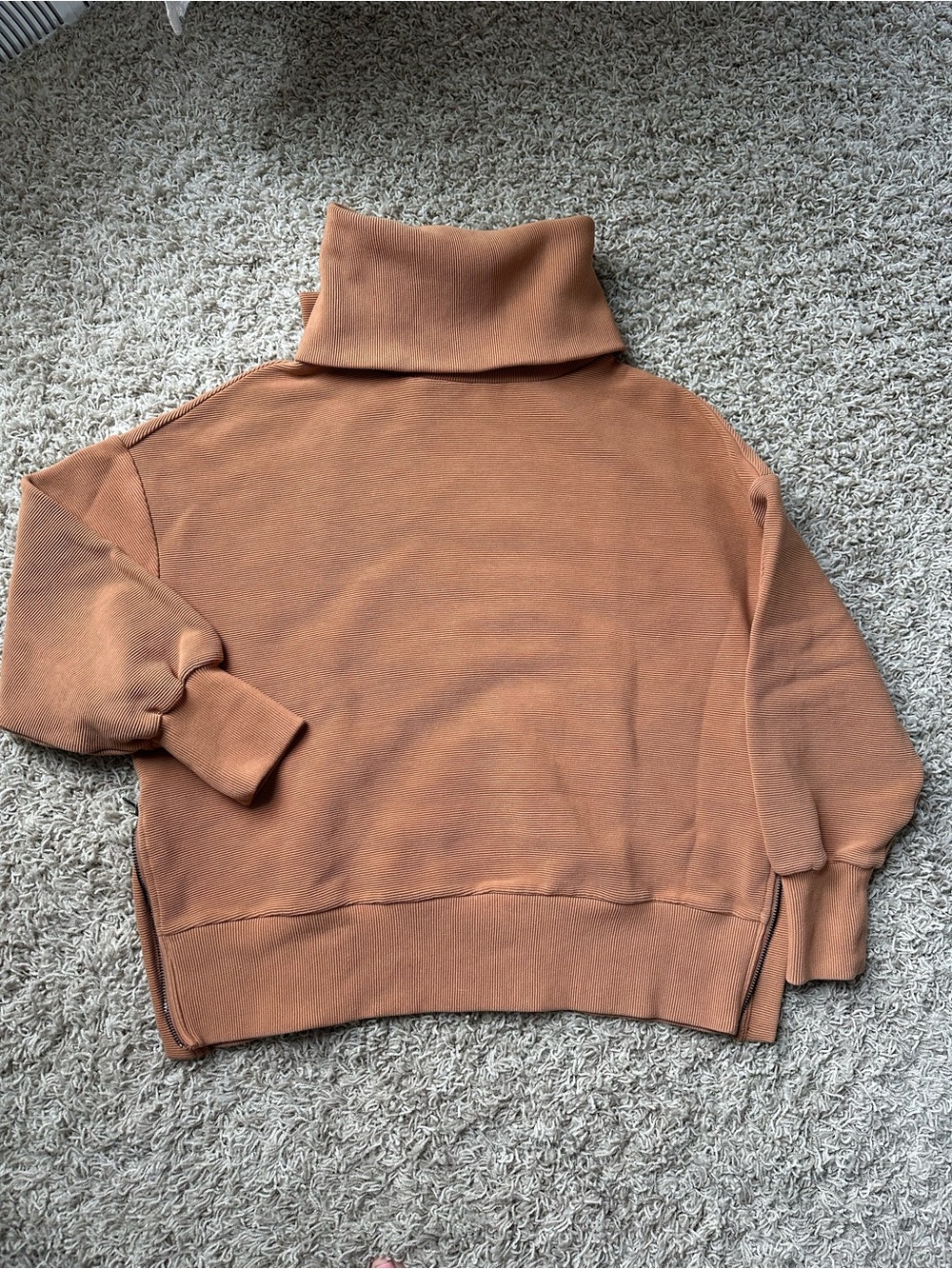 Varley ribbed pullover